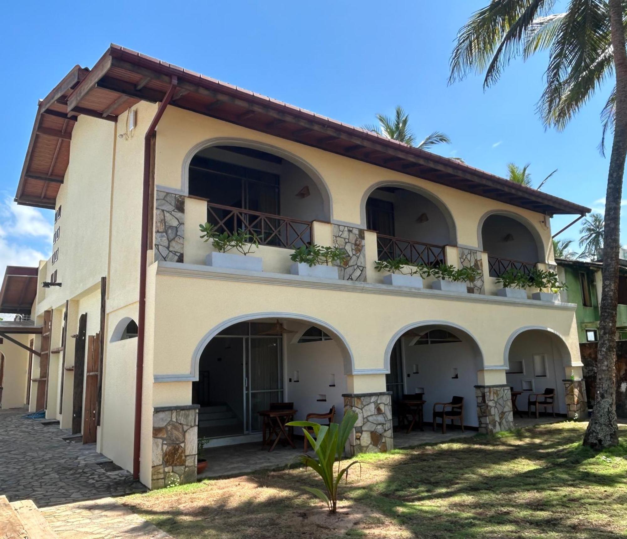 Bombay Bicycle Club Bentota Hotel Exterior photo
