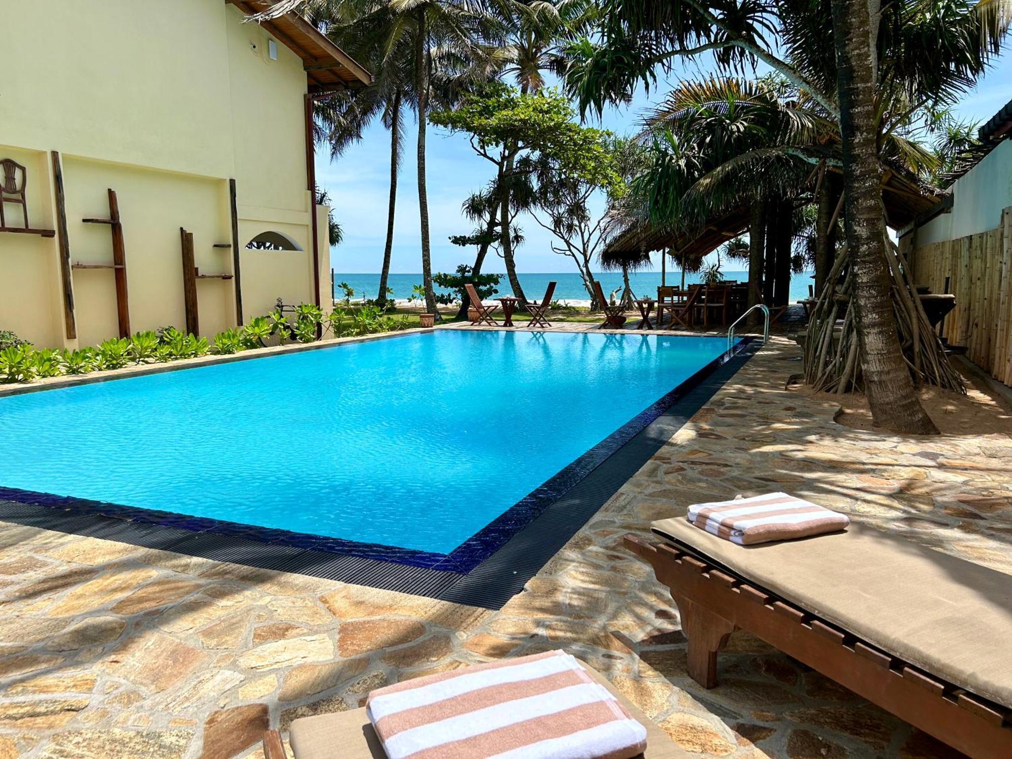 Bombay Bicycle Club Bentota Hotel Exterior photo