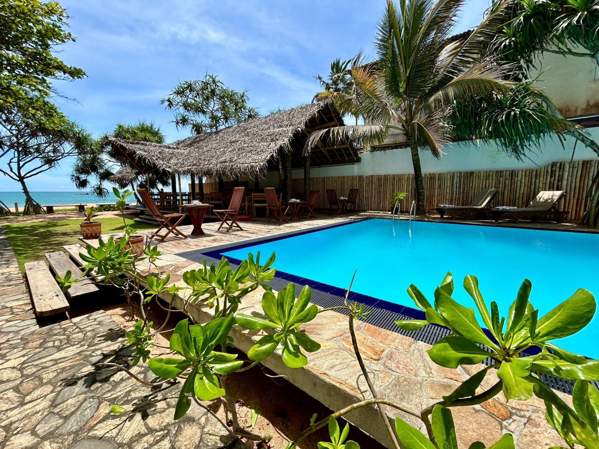 Bombay Bicycle Club Bentota Hotel Exterior photo