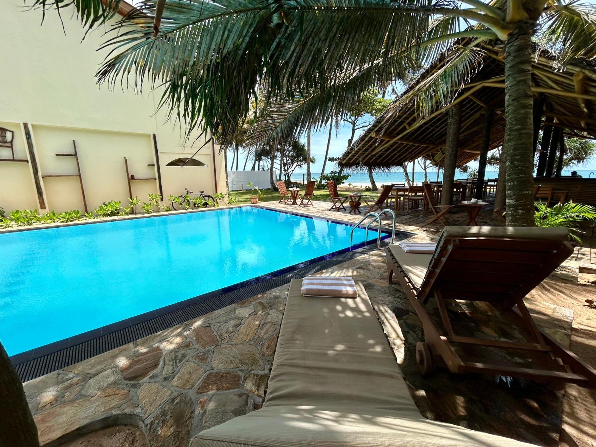 Bombay Bicycle Club Bentota Hotel Exterior photo